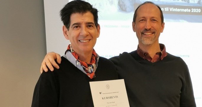 El Dr. Piñal participa en el Encuentro de Invierno de la Sociedad Noruega de Cirugía de la Mano
